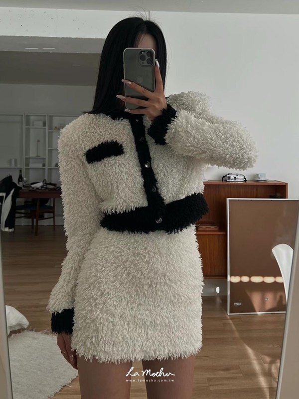 羊羔毛短裙